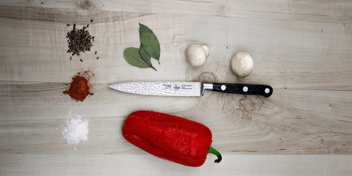 bell pepper, spices, knife